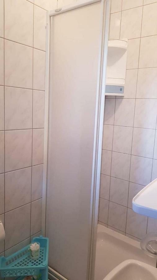 Apartment Luna Tribunj ตรีบูนย์ ภายนอก รูปภาพ