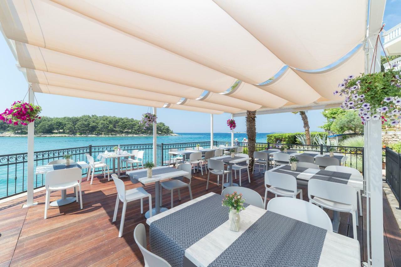 Apartment Luna Tribunj ตรีบูนย์ ภายนอก รูปภาพ